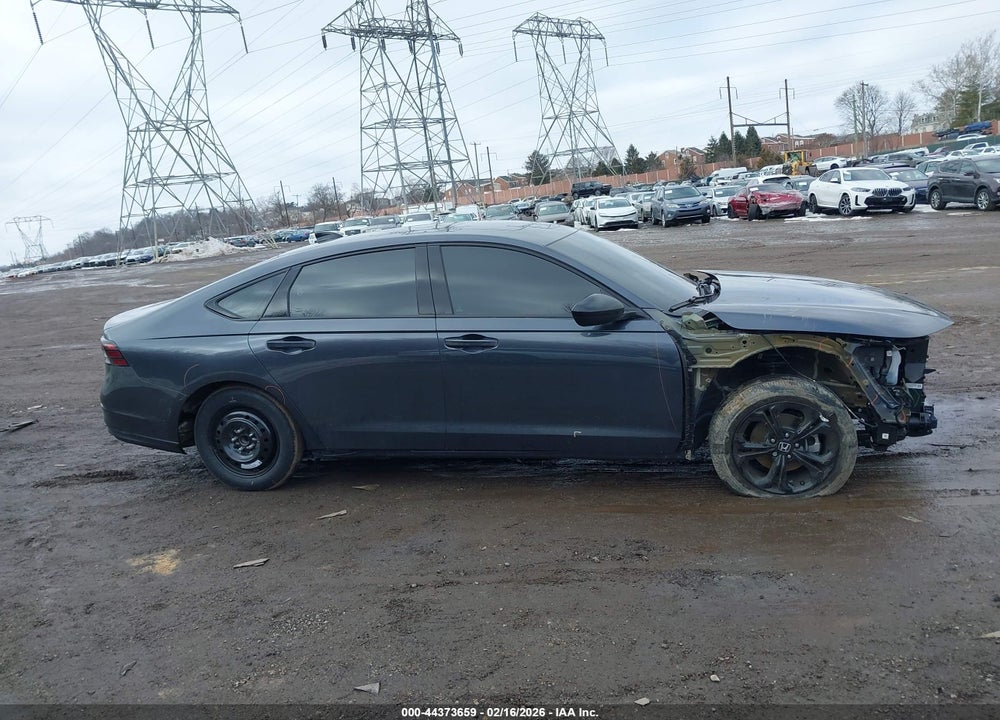 2025 HONDA ACCORD SE VIN: 1HGCY1F40SA067590