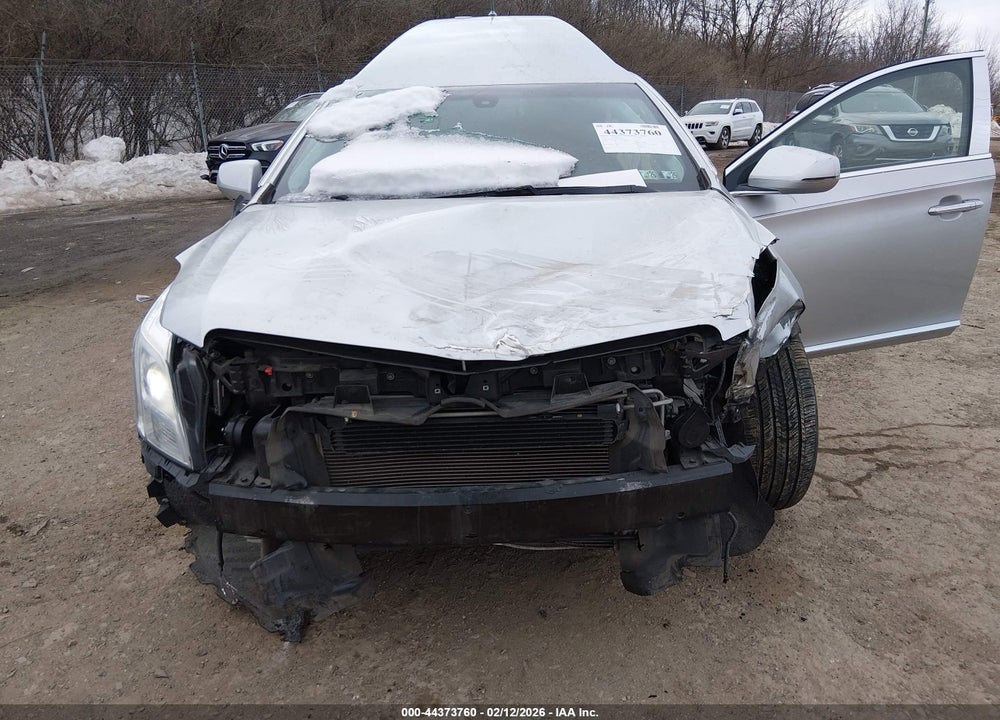 2014 CADILLAC XTS B9Q COACHBUILDER FUNERAL COACH VIN: 2GEXG7U31E9500485