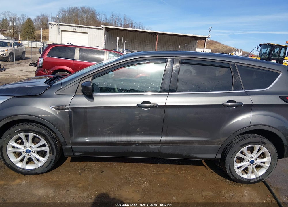 2019 FORD ESCAPE SE VIN: 1FMCU9GD0KUA96072