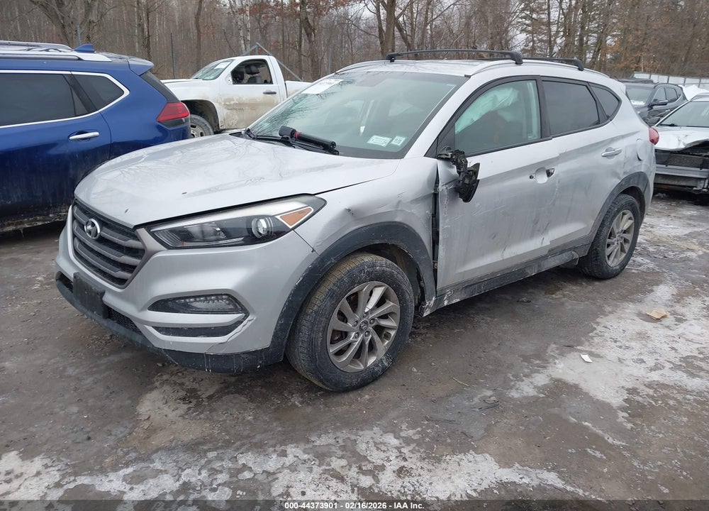2016 HYUNDAI TUCSON SE VIN: KM8J3CA43GU246814