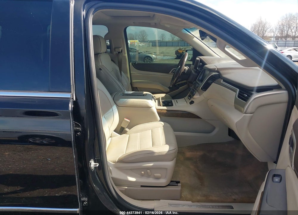 2018 GMC YUKON DENALI VIN: 1GKS1CKJXJR290729