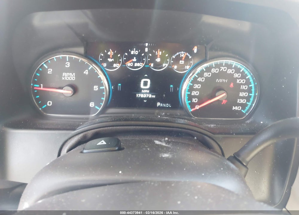 2018 GMC YUKON DENALI VIN: 1GKS1CKJXJR290729