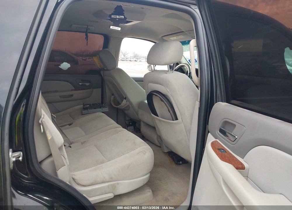 2007 GMC YUKON SLE VIN: 1GKFC13027R233276