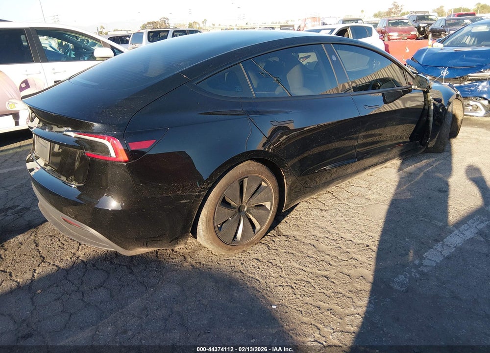 2025 TESLA MODEL 3 LONG RANGE REAR-WHEEL DRIVE/STANDARD REAR-WHEEL DRIVE VIN: 5YJ3E1EA1SF040243