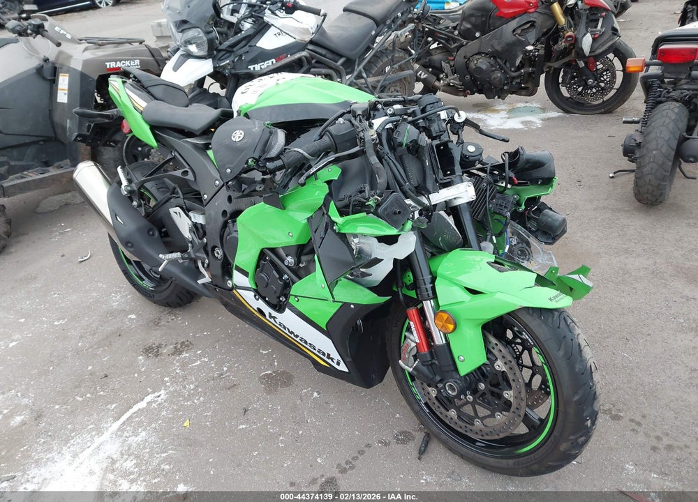 2025 KAWASAKI ZX1002 M VIN: JKBZXVM17SA010210