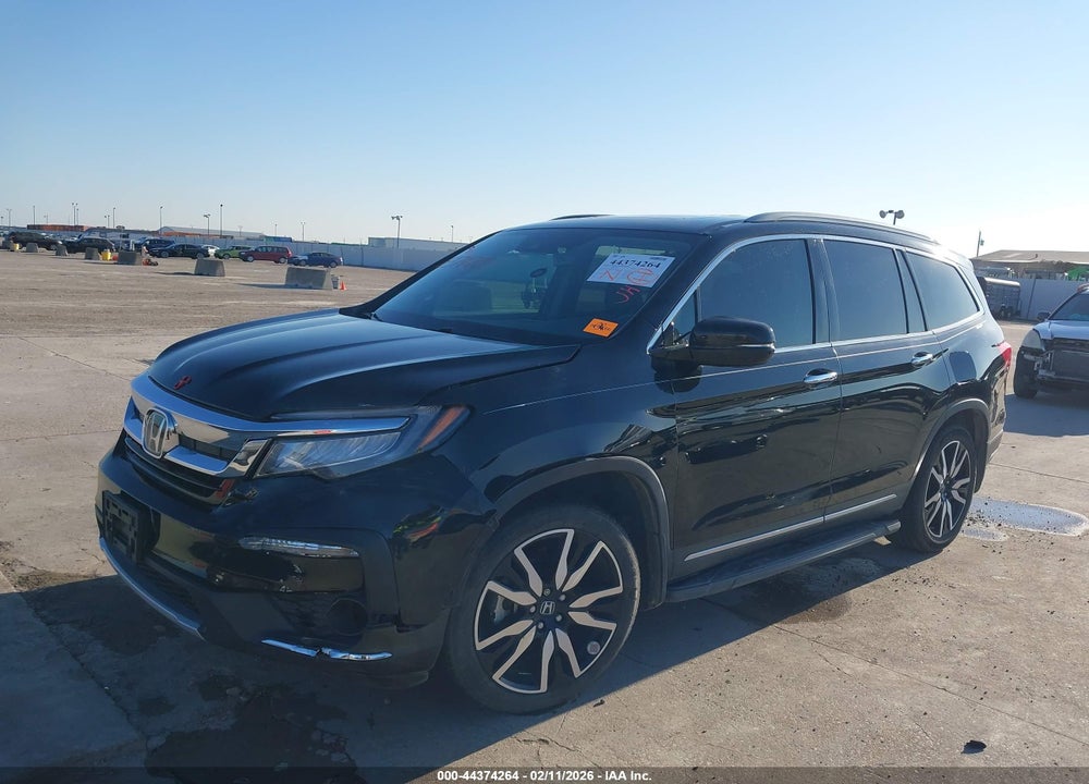 2021 HONDA PILOT 2WD TOURING 7 PASSENGER VIN: 5FNYF5H68MB017336