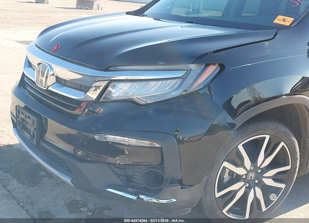 2021 HONDA PILOT 2WD TOURING 7 PASSENGER VIN: 5FNYF5H68MB017336