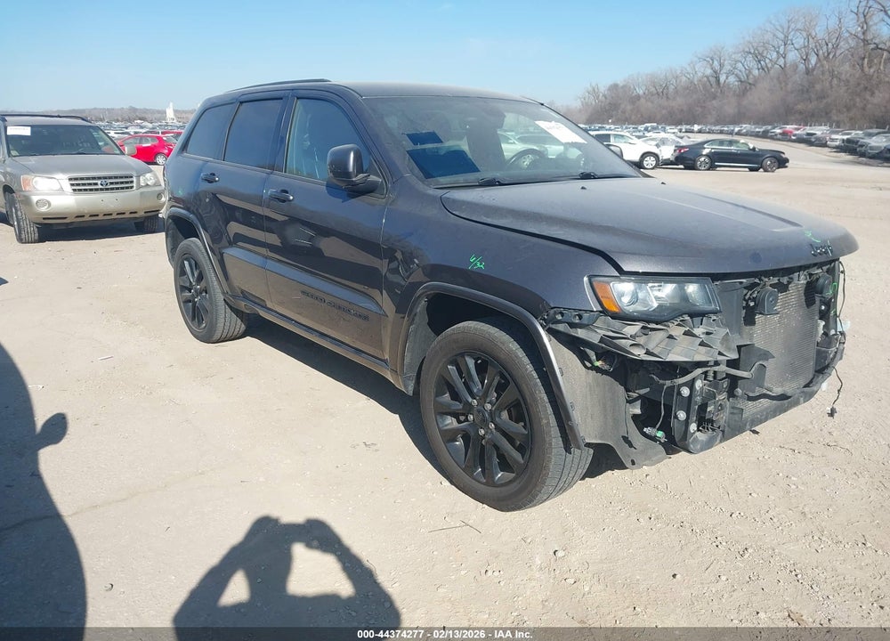 2017 JEEP GRAND CHEROKEE ALTITUDE 4X4 VIN: 1C4RJFAG6HC959433