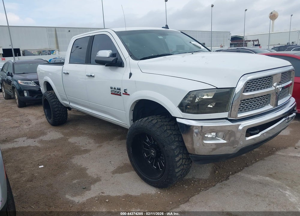 2016 RAM 2500 LAIE VIN: 3C6UR5FL1GG133711