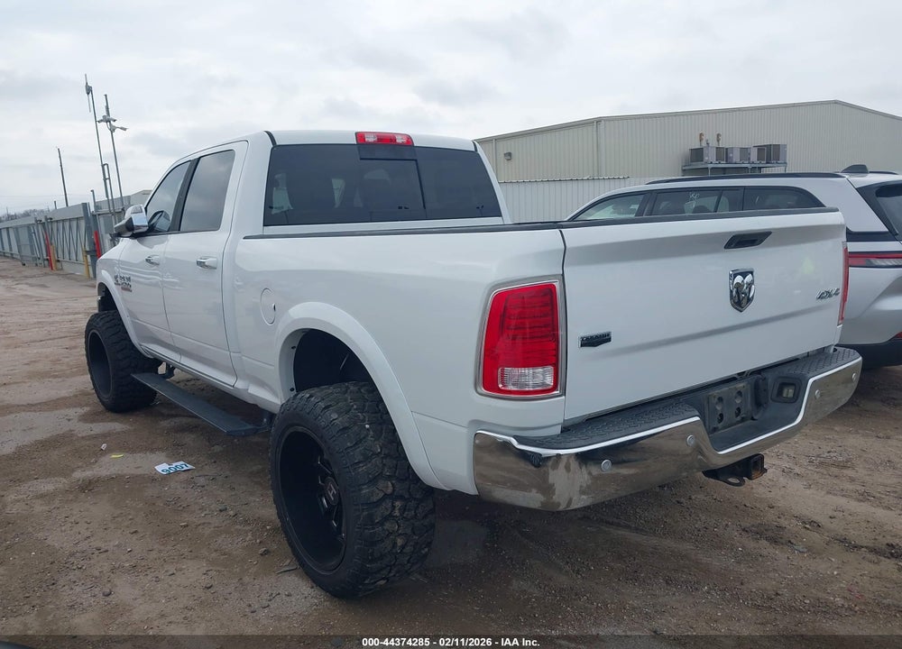 2016 RAM 2500 LAIE VIN: 3C6UR5FL1GG133711