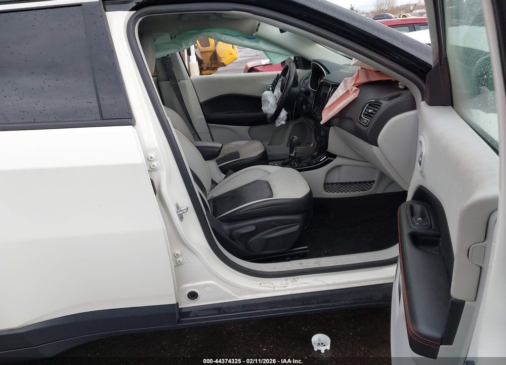 2018 JEEP COMPASS LIMITED 4X4 VIN: 3C4NJDCB8JT281895