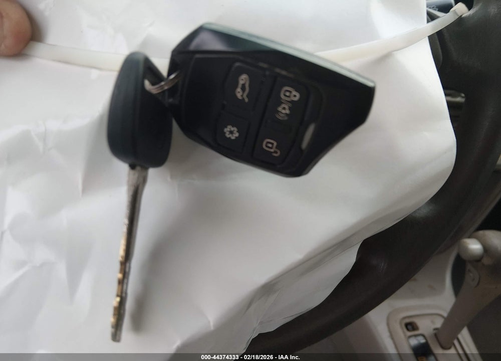 2001 TOYOTA COROLLA LE VIN: 1NXBR12E71Z444561