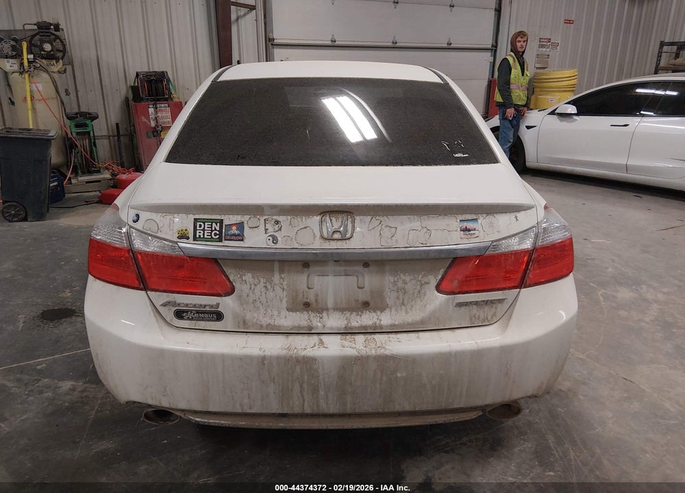 2013 HONDA ACCORD SPORT VIN: 1HGCR2F55DA264012