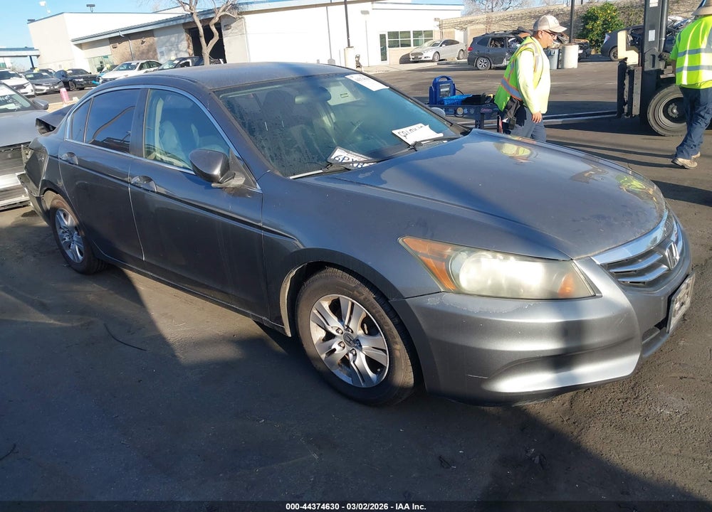 2011 HONDA ACCORD 2.4 LX-P VIN: 1HGCP2F44BA023438