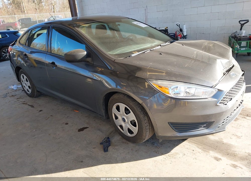 2018 FORD FOCUS S VIN: 1FADP3E20JL330073