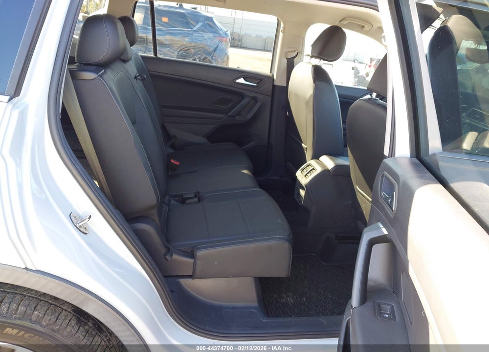 2019 VOLKSWAGEN TIGUAN 2.0T SE/2.0T SEL/2.0T SEL R-LINE/2.0T SEL R-LINE BLACK VIN: 3VV3B7AX6KM062516