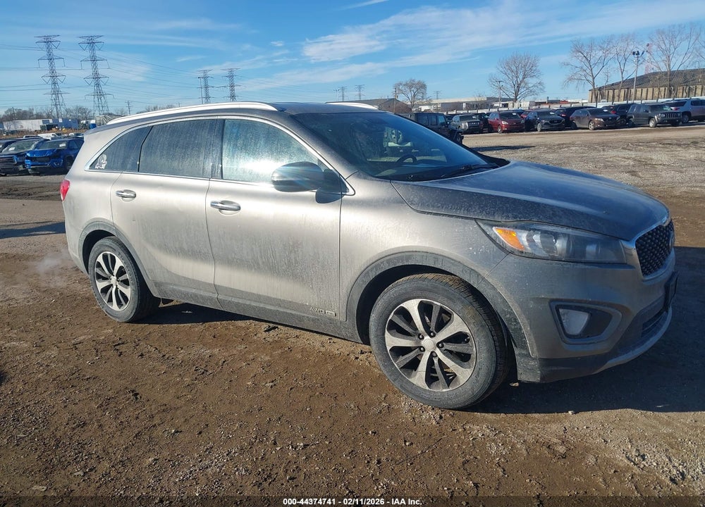 2016 KIA SORENTO 3.3L EX VIN: 5XYPHDA56GG012991