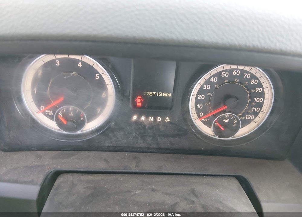 2017 RAM 1500 SLT  4X4 6'4 BOX VIN: 1C6RR7GGXHS748402