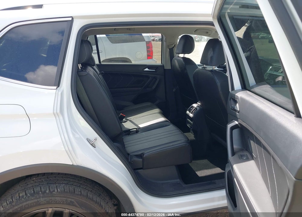 2024 VOLKSWAGEN TIGUAN 2.0T SE/2.0T WOLFSBURG EDITION VIN: 3VV3B7AX1RM085194