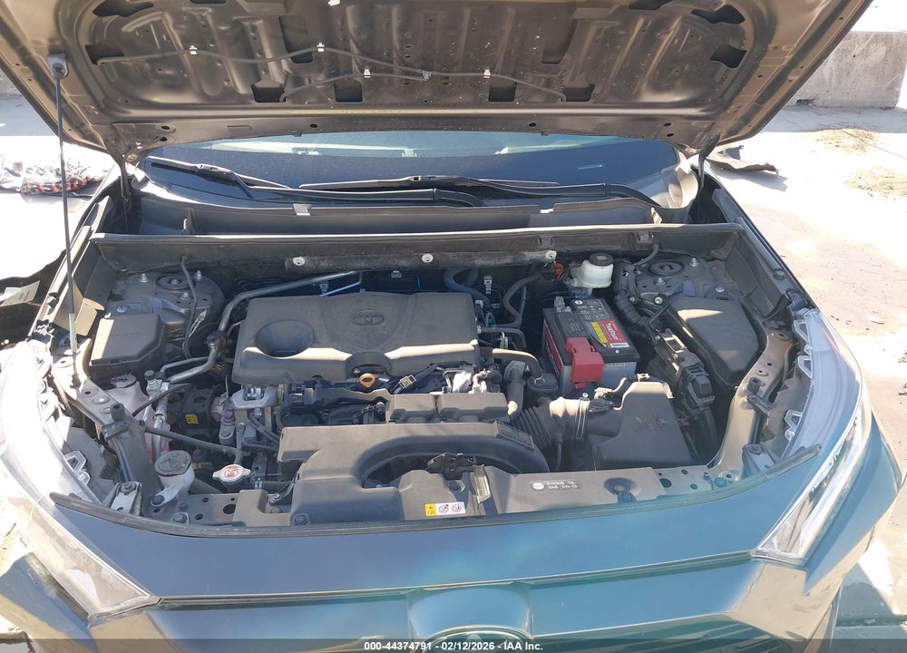 2019 TOYOTA RAV4 XLE PREMIUM VIN: 2T3C1RFV1KW040426