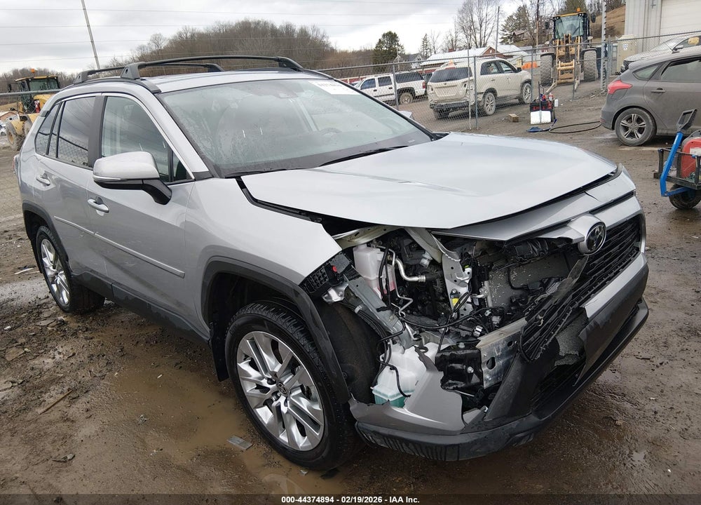 2025 TOYOTA RAV4 XLE PREMIUM VIN: 2T3A1RFV5SW574228