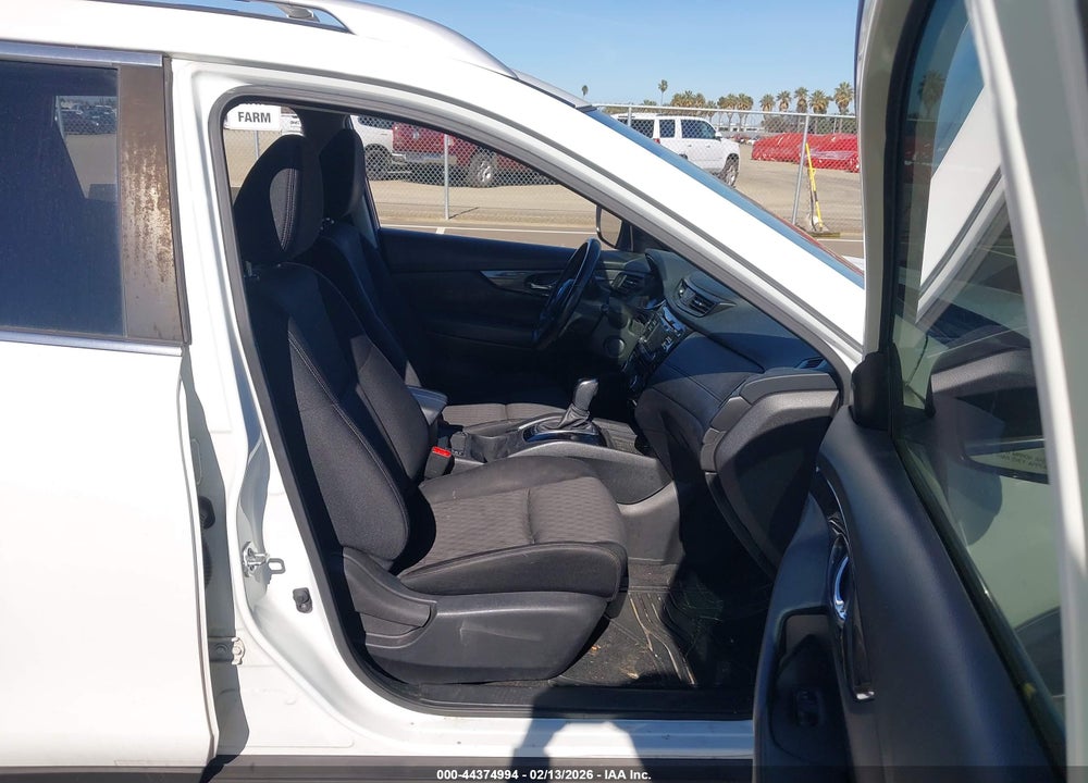 2017 NISSAN ROGUE SV VIN: JN8AT2MT7HW144704