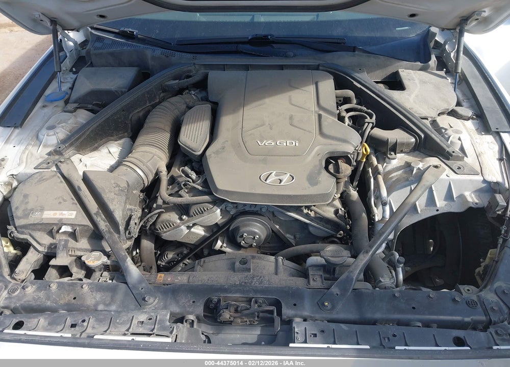 2015 HYUNDAI GENESIS 3.8 VIN: KMHGN4JE8FU096295