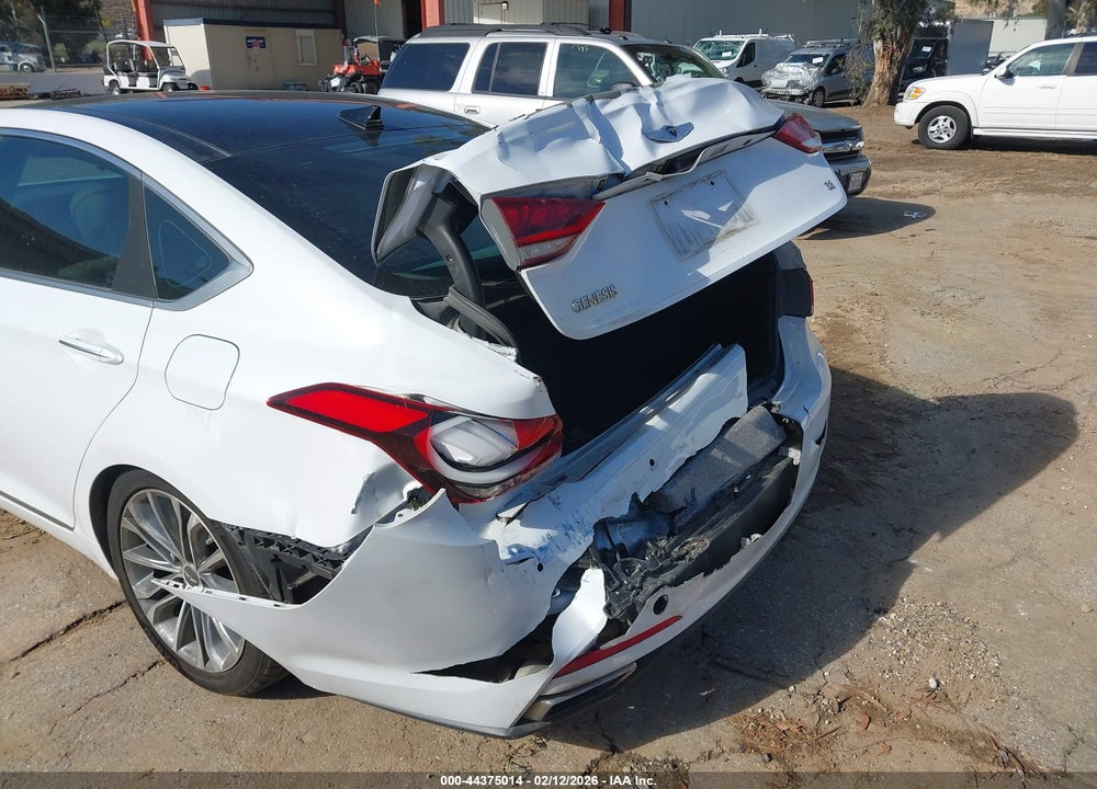 2015 HYUNDAI GENESIS 3.8 VIN: KMHGN4JE8FU096295