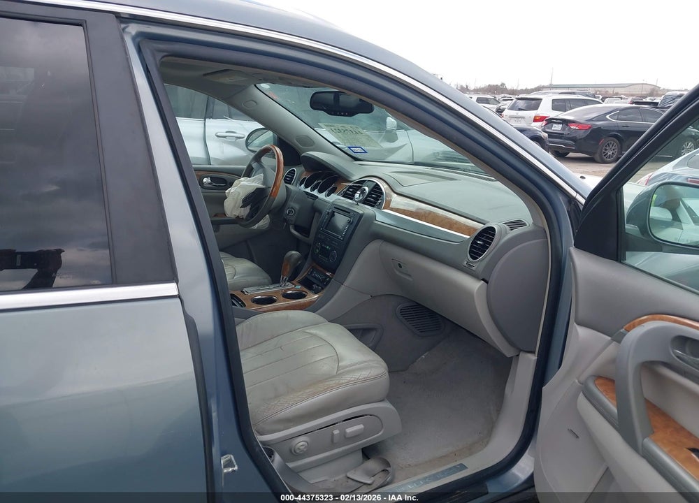 2008 BUICK ENCLAVE CXL VIN: 5GAER23778J256188