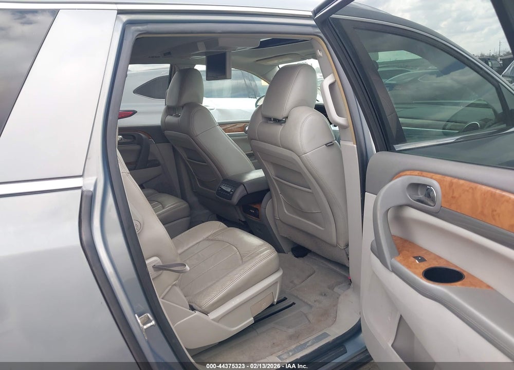 2008 BUICK ENCLAVE CXL VIN: 5GAER23778J256188