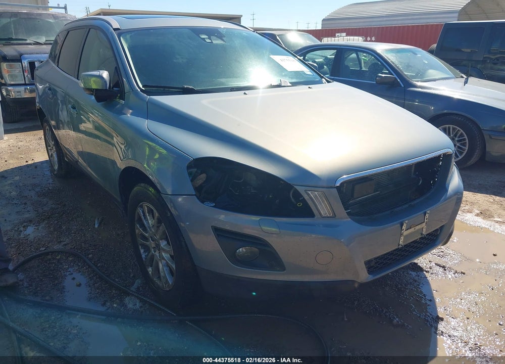 2010 VOLVO XC60 VIN: YV4992DZ3A2034258