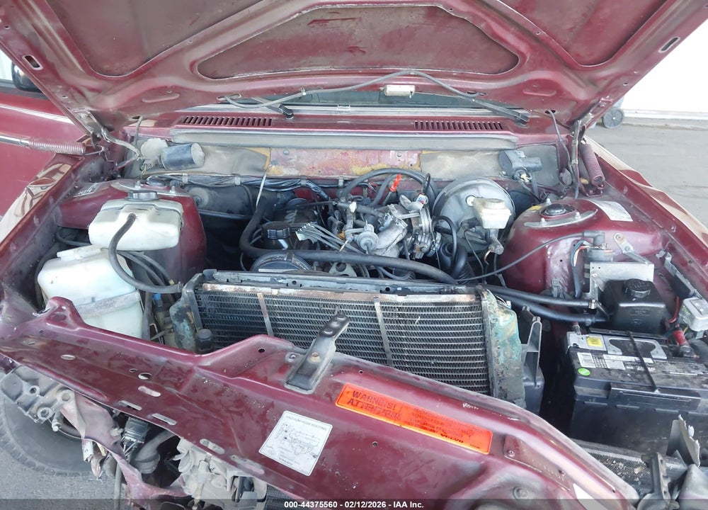 1990 VOLVO 240 DL VIN: YV1AA885XL1847410