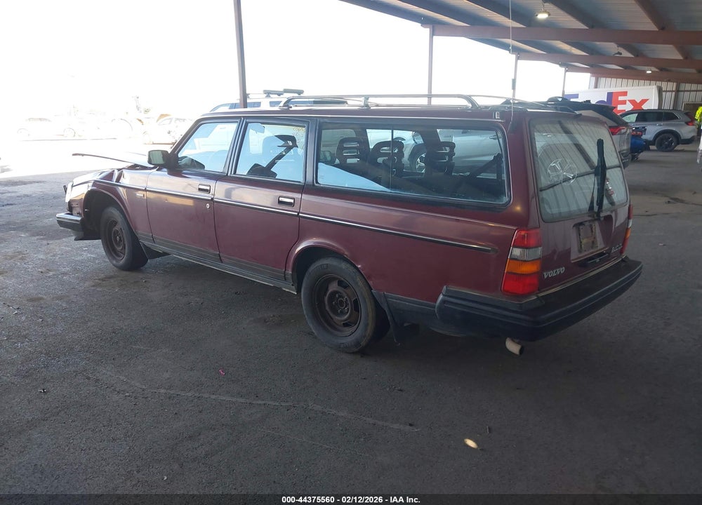 1990 VOLVO 240 DL VIN: YV1AA885XL1847410