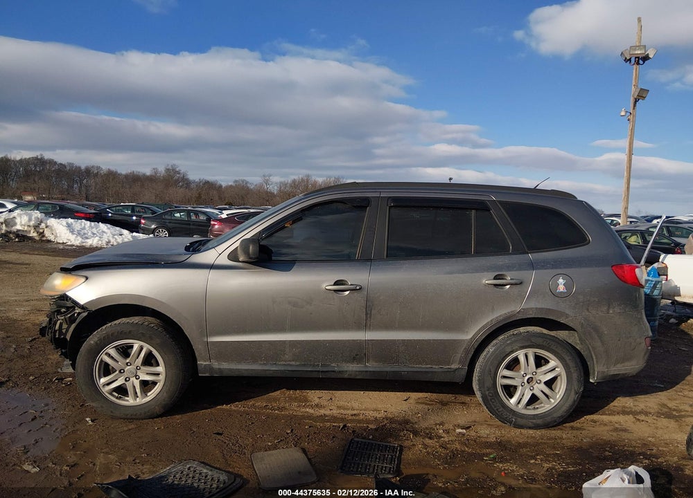2011 HYUNDAI SANTA FE GLS VIN: 5XYZGDAB3BG006110