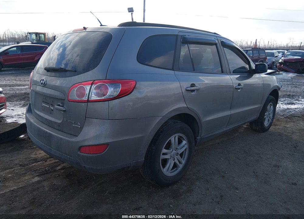 2011 HYUNDAI SANTA FE GLS VIN: 5XYZGDAB3BG006110