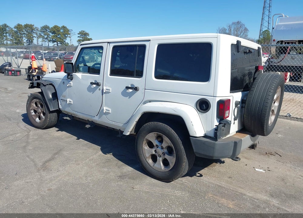 2014 JEEP WRANGLER UNLIMITED SAHARA VIN: 1C4BJWEG9EL107293
