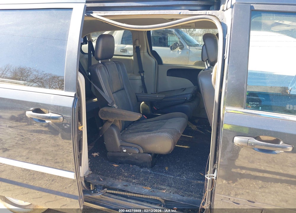 2012 CHRYSLER TOWN & COUNTRY TOURING VIN: 2C4RC1BG7CR212550
