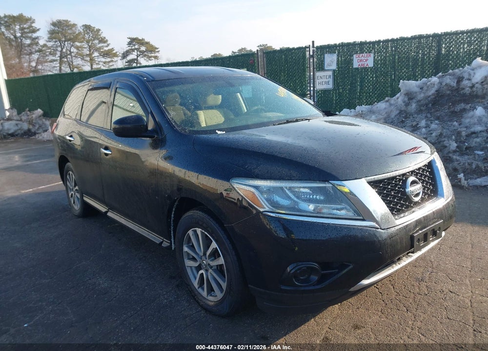 2014 NISSAN PATHFINDER S VIN: 5N1AR2MM5EC711696