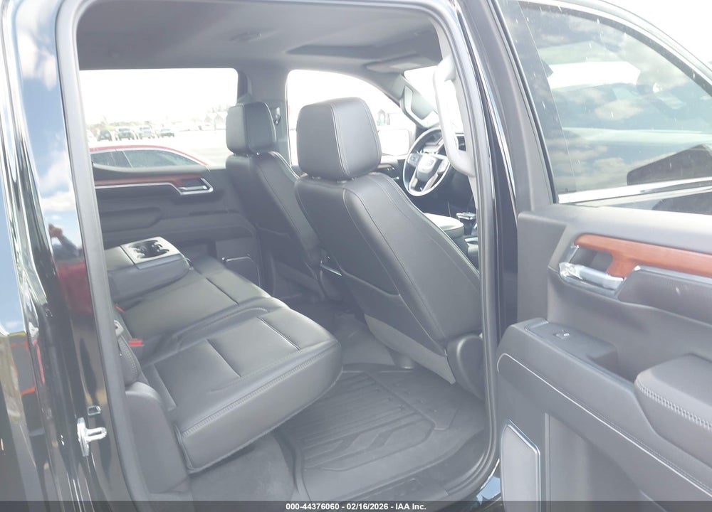 2022 GMC SIERRA 1500 4WD  SHORT BOX DENALI VIN: 1GTUUGET9NZ550799