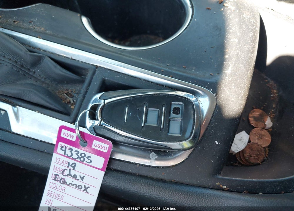 2019 CHEVROLET EQUINOX LT VIN: 3GNAXUEVXKS628873