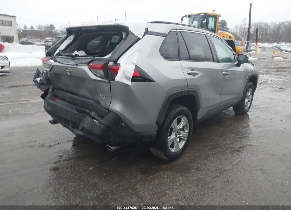 2019 TOYOTA RAV4 XLE VIN: 2T3P1RFV3KC017149