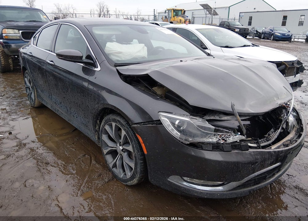 2016 CHRYSLER 200 C VIN: 1C3CCCEG0GN135833