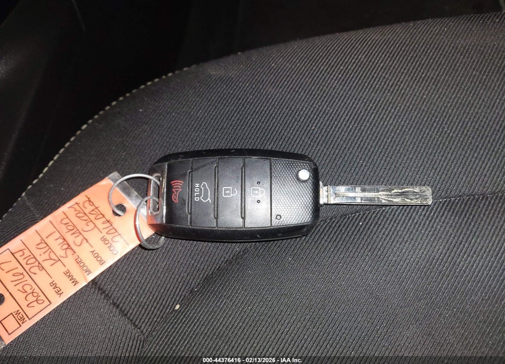 2014 KIA SOUL + VIN: KNDJP3A56E7706092