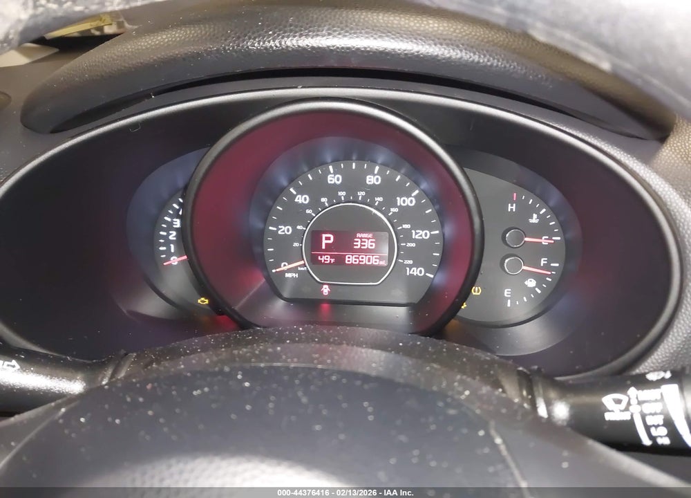 2014 KIA SOUL + VIN: KNDJP3A56E7706092