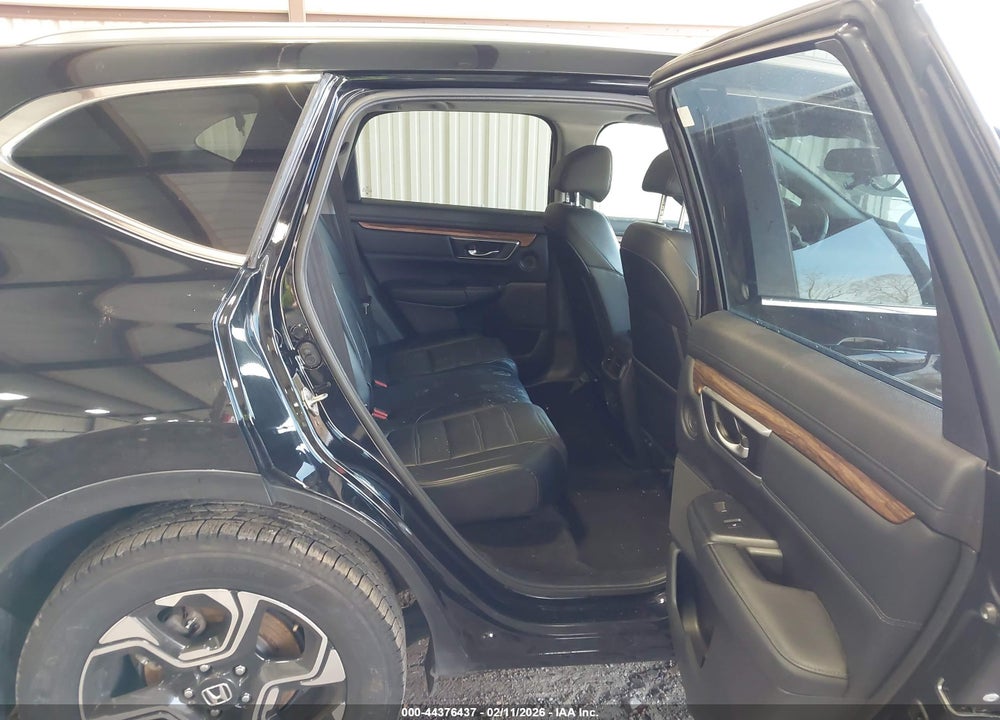 2018 HONDA CR-V TOURING VIN: 2HKRW2H97JH134528