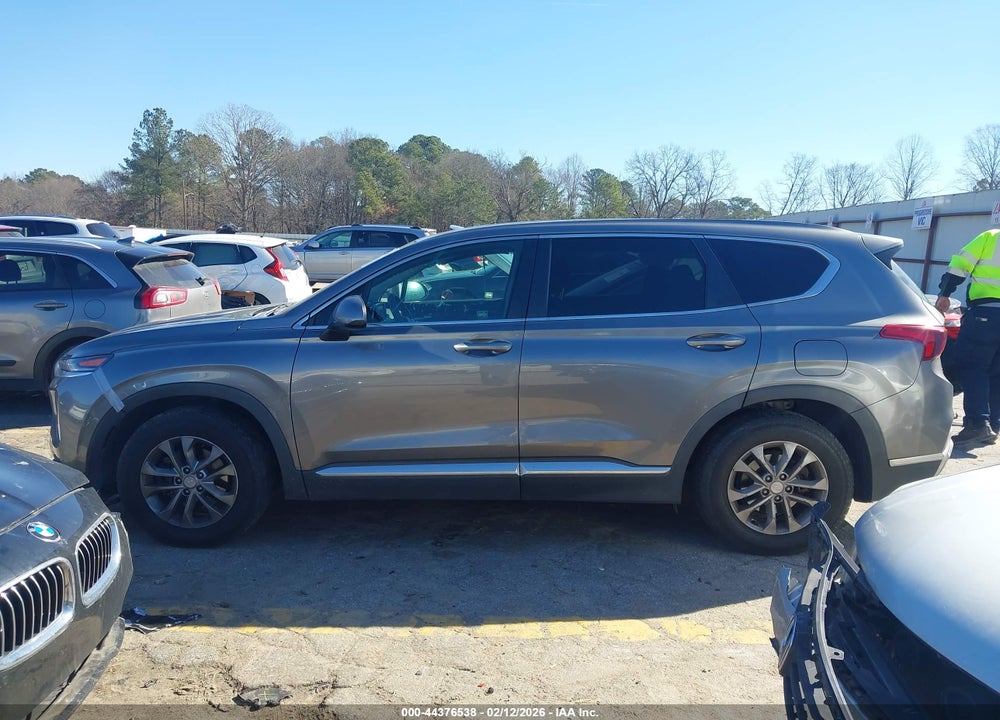 2019 HYUNDAI SANTA FE SE VIN: 5NMS2CAD4KH109277