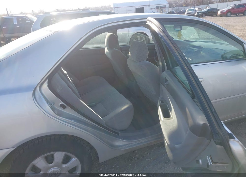 2003 TOYOTA CAMRY LE VIN: 4T1BE32KX3U733353