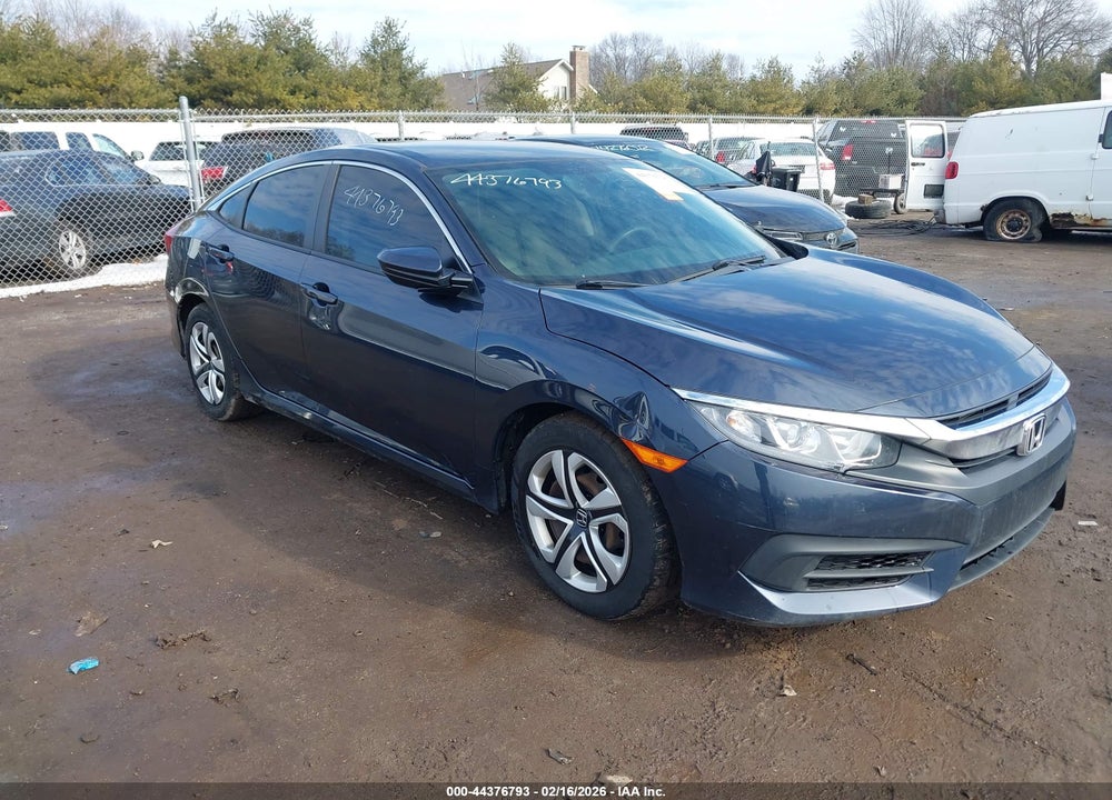 2018 HONDA CIVIC LX VIN: 19XFC2F5XJE042085