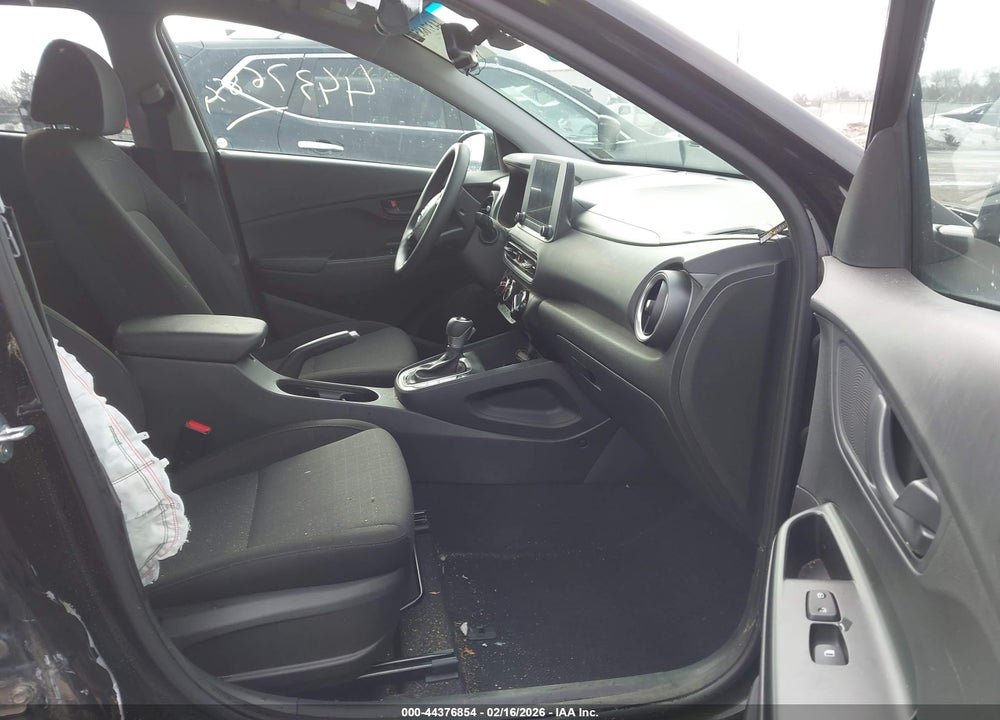 2022 HYUNDAI KONA SEL VIN: KM8K6CABXNU760795