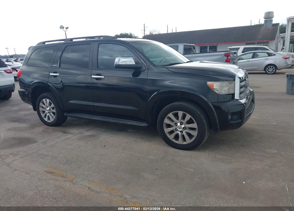 2012 TOYOTA SEQUOIA PLATINUM 5.7L V8 VIN: 5TDDW5G13CS062005